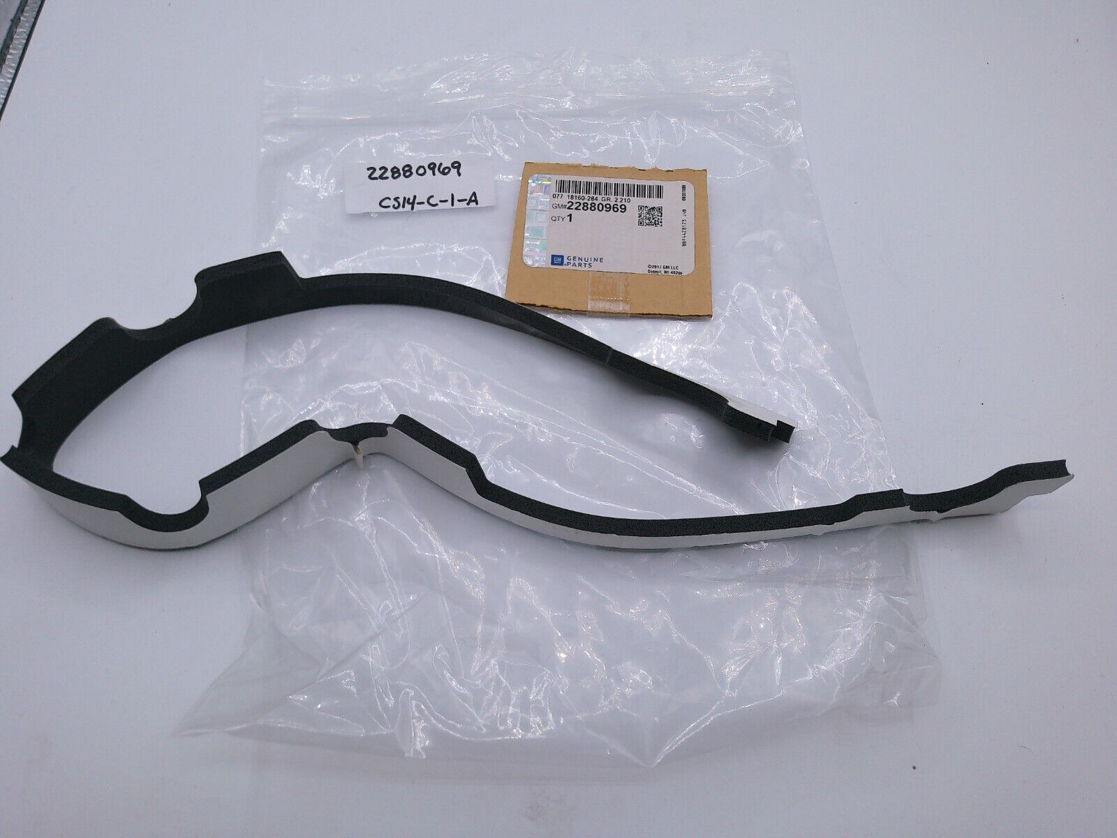 Genuine OEM GM 22880969 Seal, Battery Cover | CS14-C-1-A