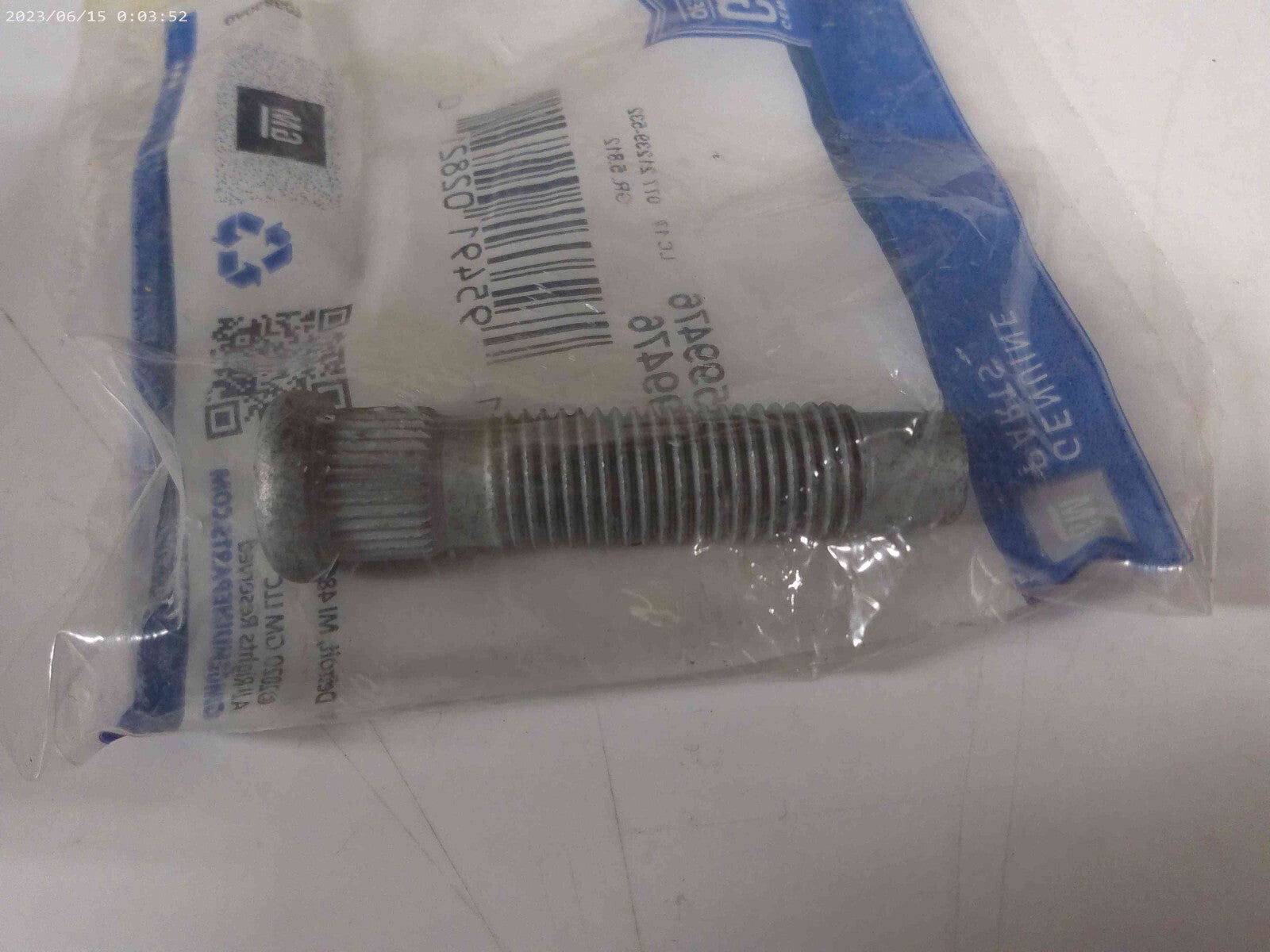 Genuine oem GM Wheel Stud 09599476 | OS7-06-B
