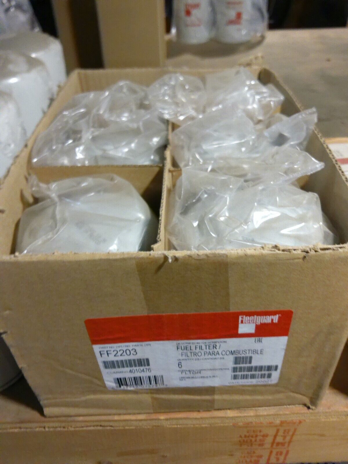 Lot of (6) FLEETGUARD FF-2203 FUEL FILTERS FF2203 | WD23-1