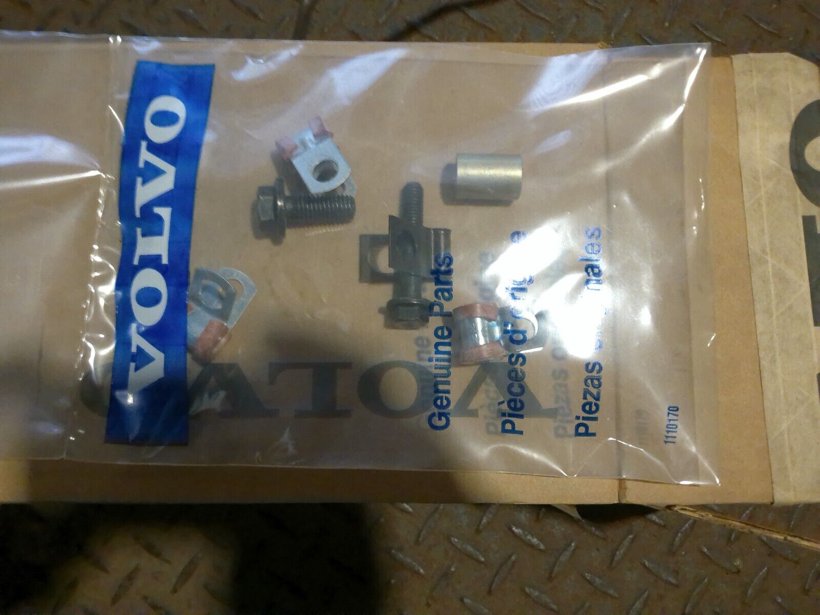 Genuine OEM Mack 85123349 Volvo Fuel Hose Kit | WD01-1