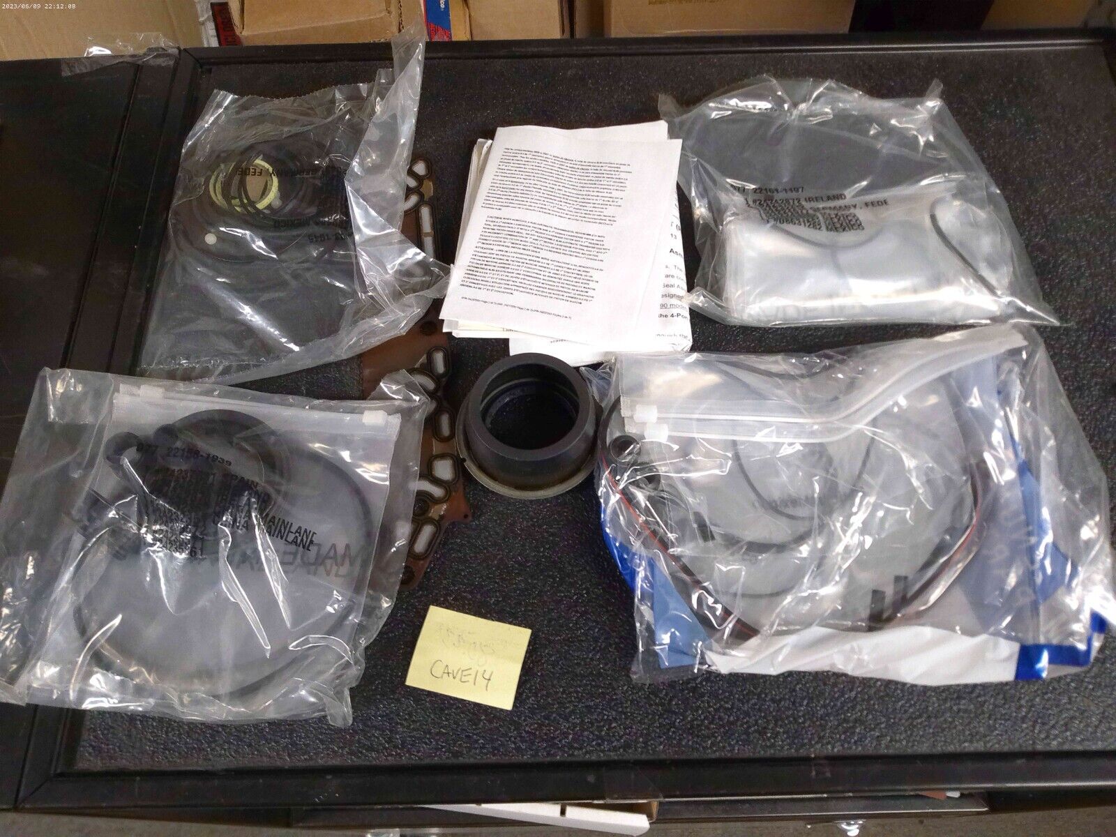 Genuine OEM GM Automatic Transmission Service Kit 24054652 | CAVE14