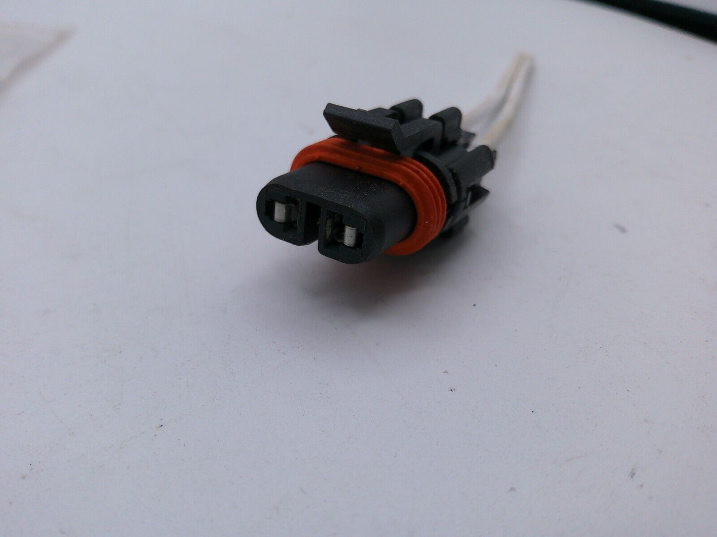 Genuine OEM 85140593 Connector for Volvo / Mack | OS3-11-A