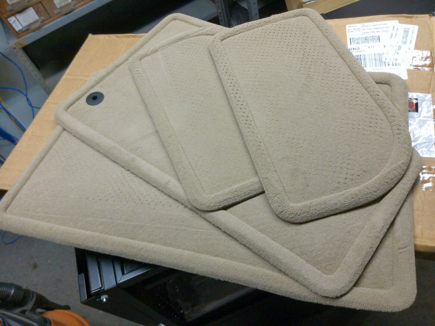 OEM GM 20959456 Mat Pkg Front & Rear Carpet Molded Edge Cashmere | CS11-B