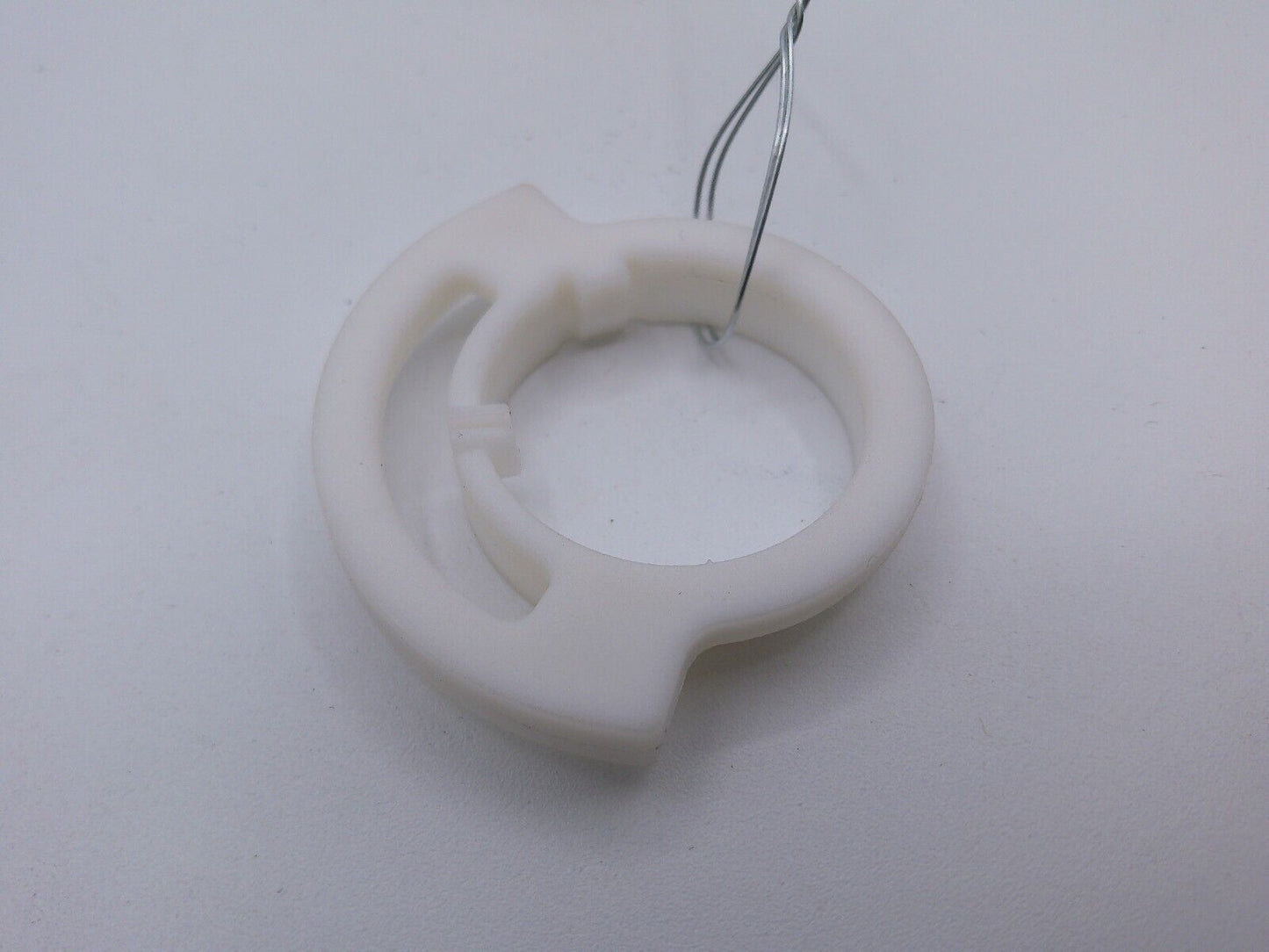 Genuine OEM Volvo 20379336 Ring Clip | OS4-07-C