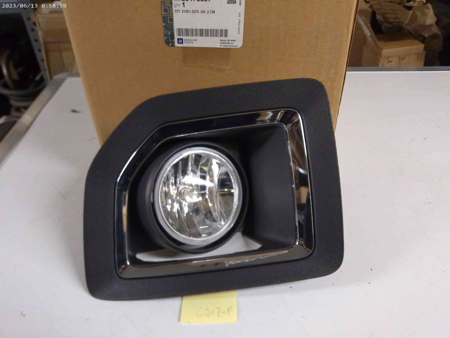 Genuine OE GM Front Driver Side Fog Lamp Bezel 23178897 | CS17-F