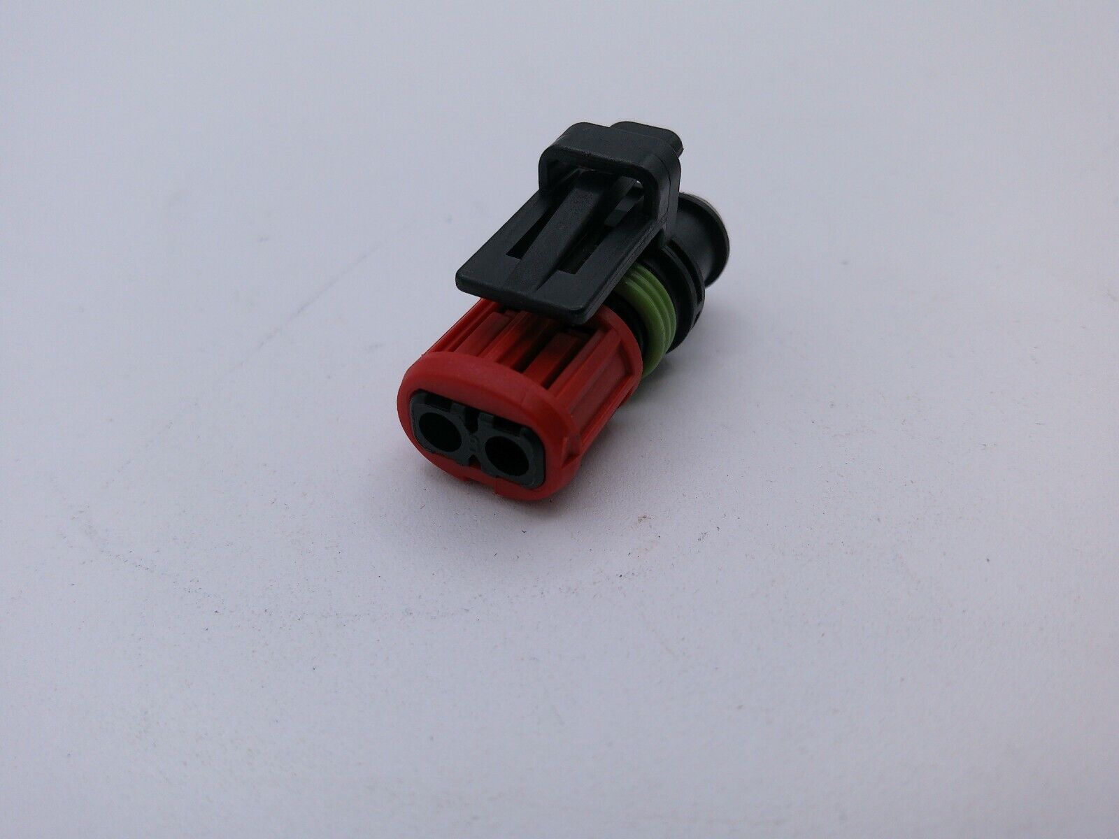 Genuine oem Volvo 20409386 Plug / Insulator | OS4-18-C