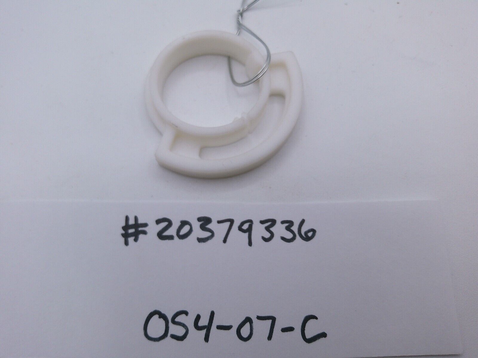 Genuine OEM Volvo 20379336 Ring Clip | OS4-07-C