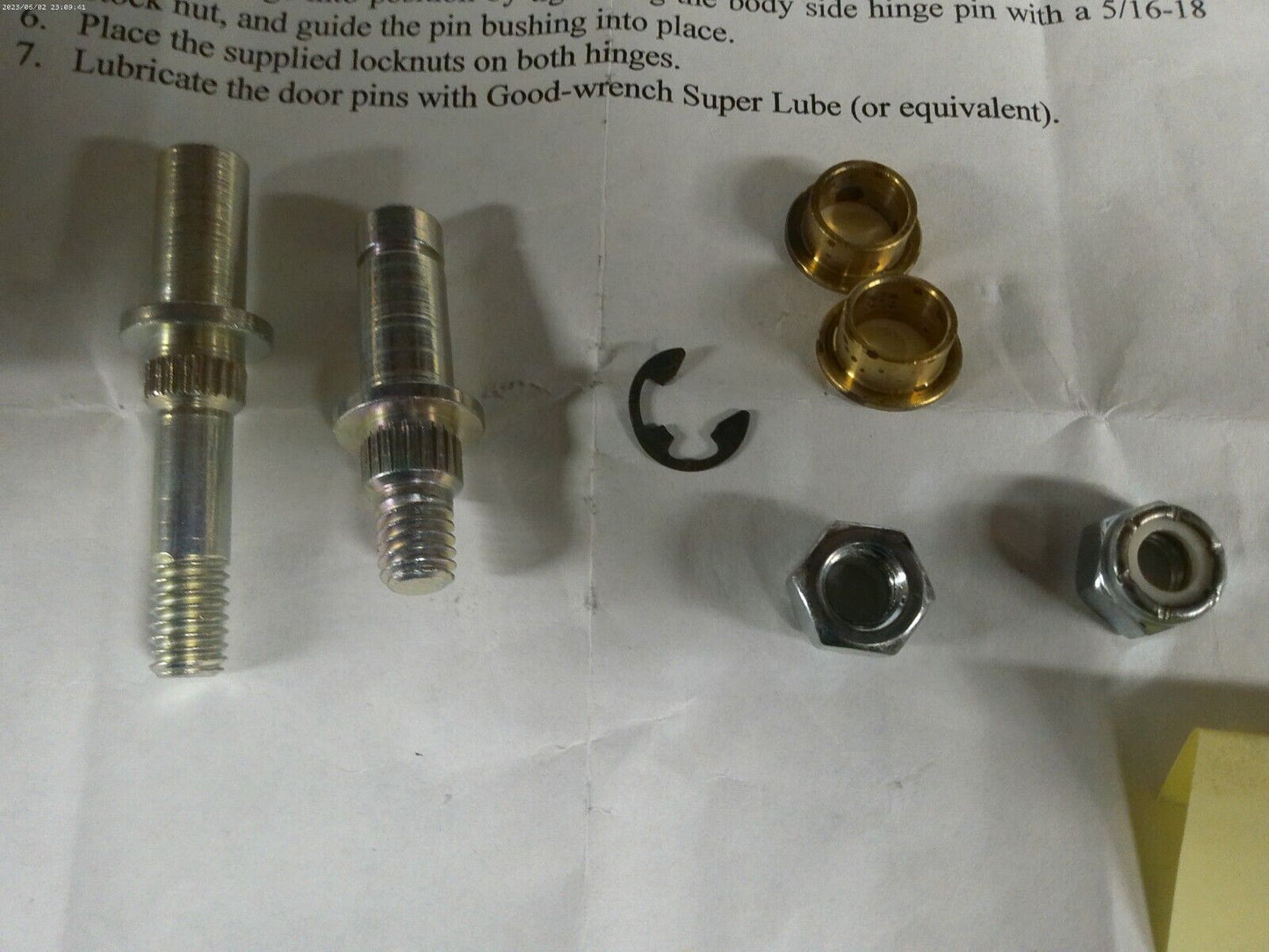 Genuine OEM GM 99-07 Silverado Sierra Door Hinge Pin Kit 19302122 | CS11-D-T
