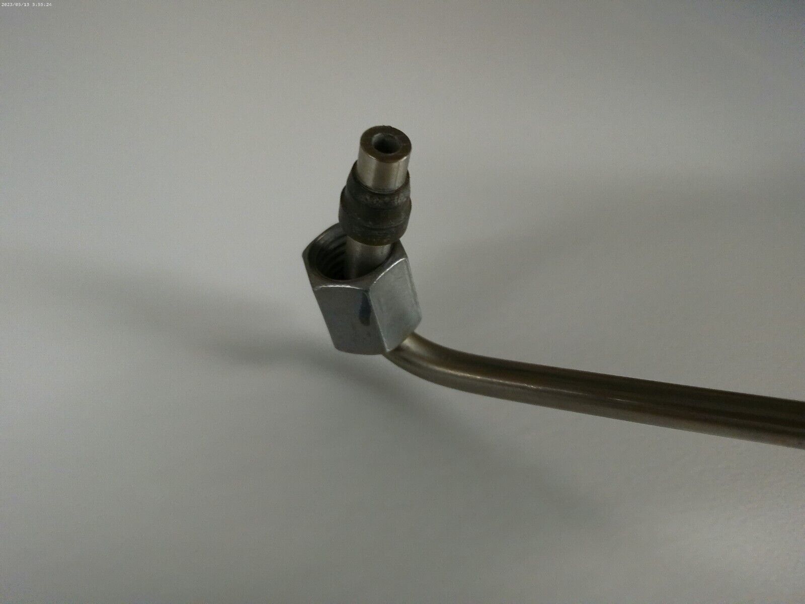 GENUINE MACK FUEL PIPE NEW OEM NOS 21607979 | CS12-E-BOX