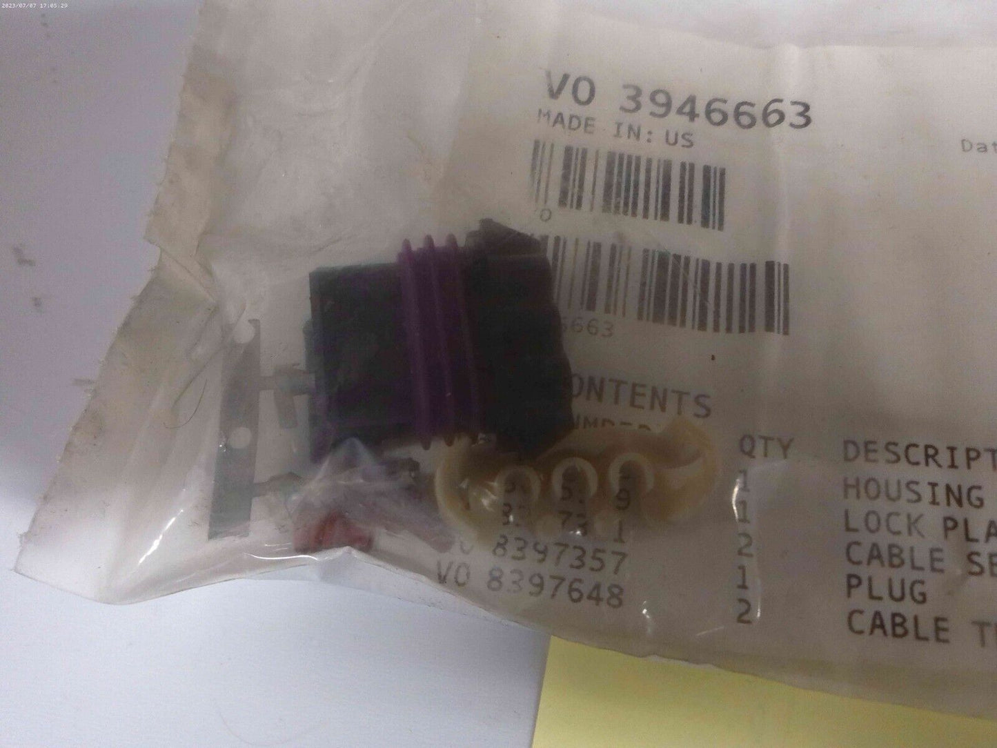 OEM Volvo Fuel Tank Sending Sensor Kit 3946663 | OS6-13