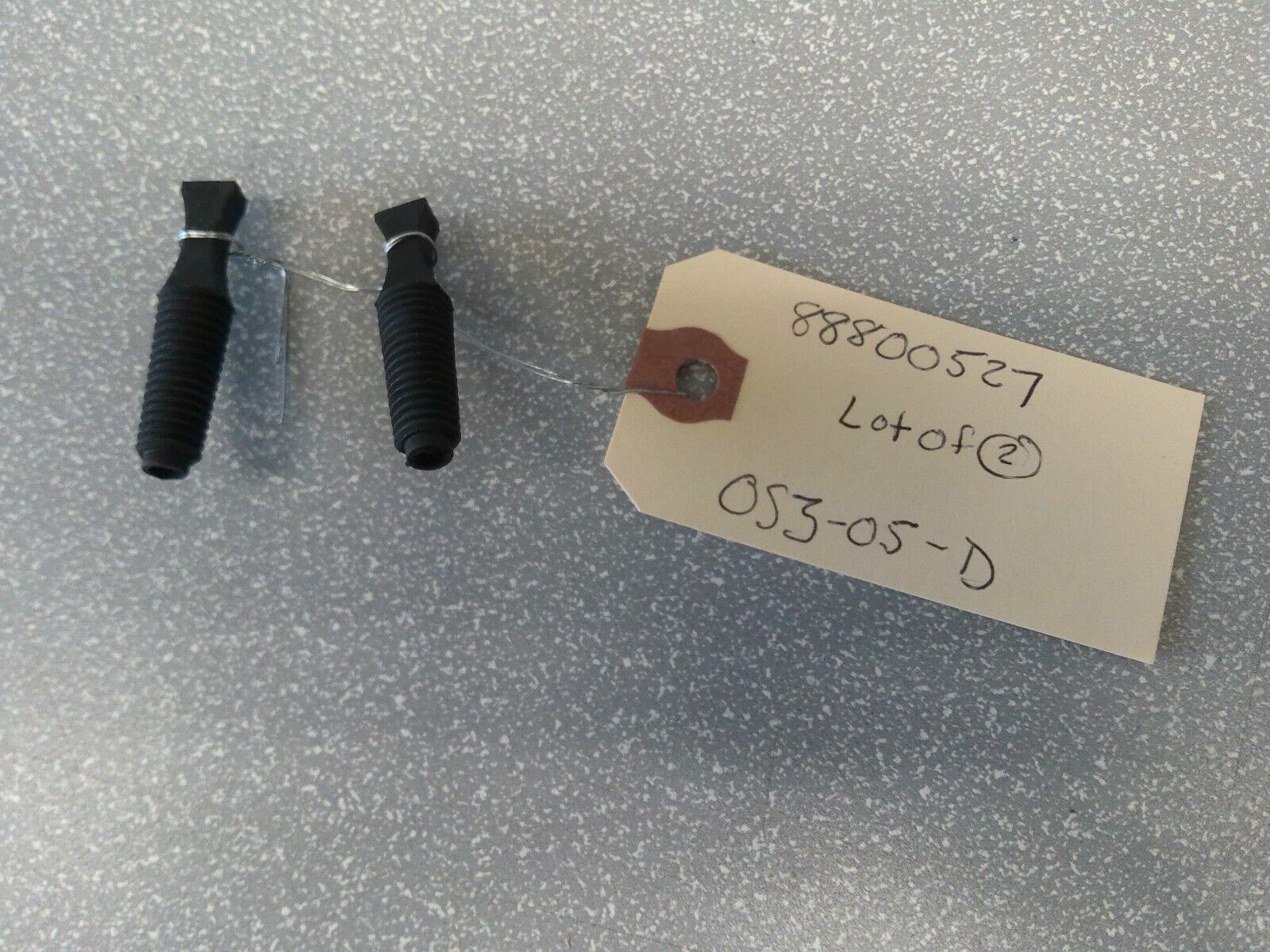 (2) VOLVO Plug 88800527 | OS3-05-D