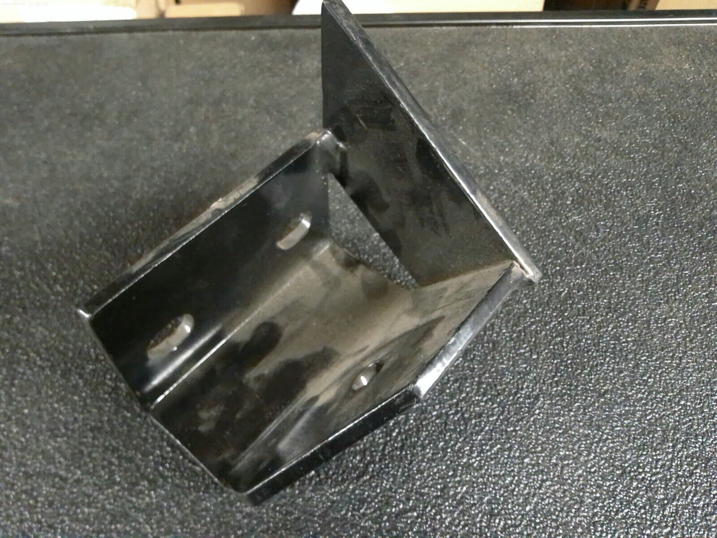 OEM WESTERN FISHER 63510 DRIVERS SIDE V-PLOW FLAP MOUNTING WELDMENT | CS11-D-T