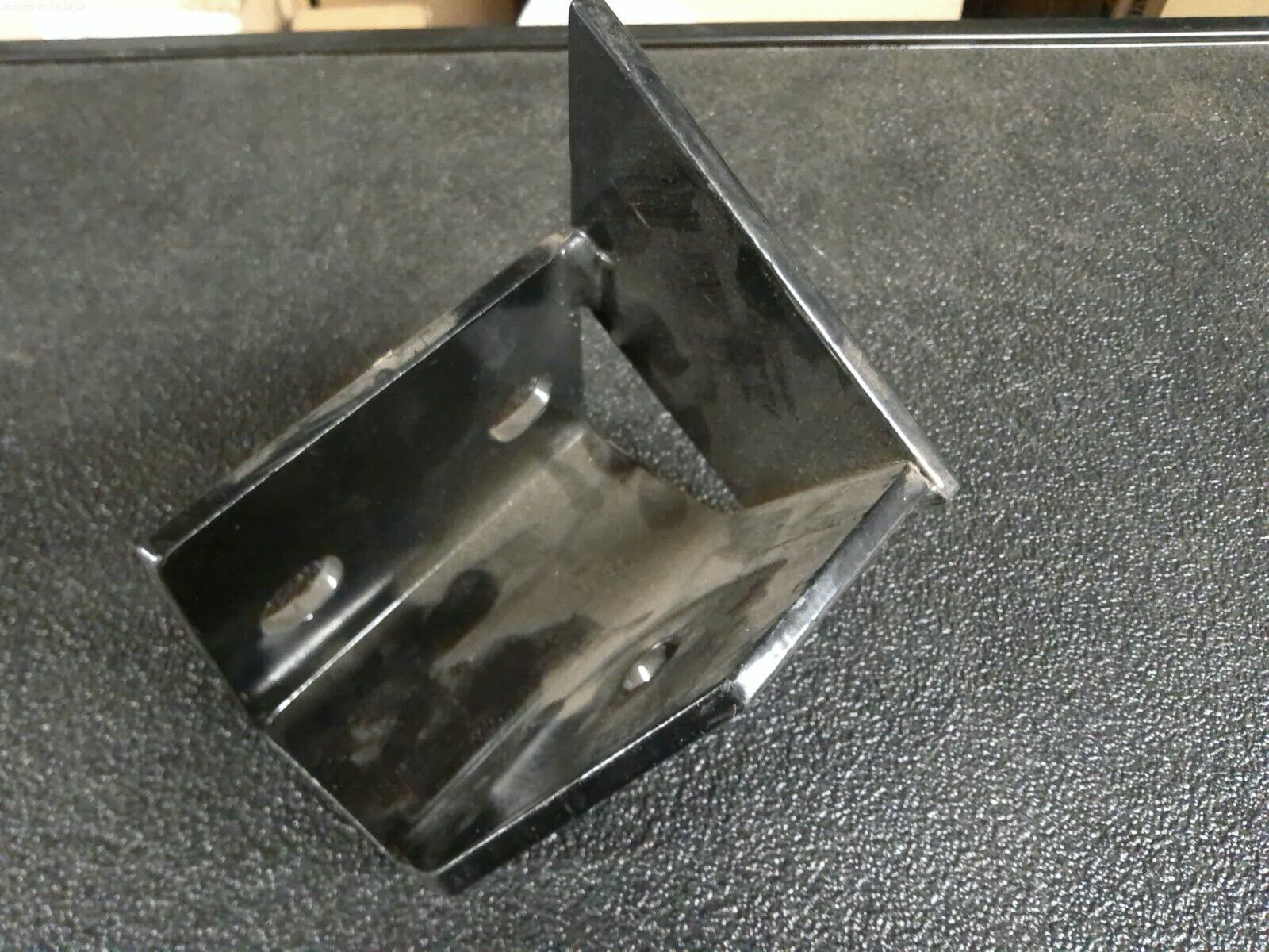 OEM WESTERN FISHER 63510 DRIVERS SIDE V-PLOW FLAP MOUNTING WELDMENT | CS11-D-T