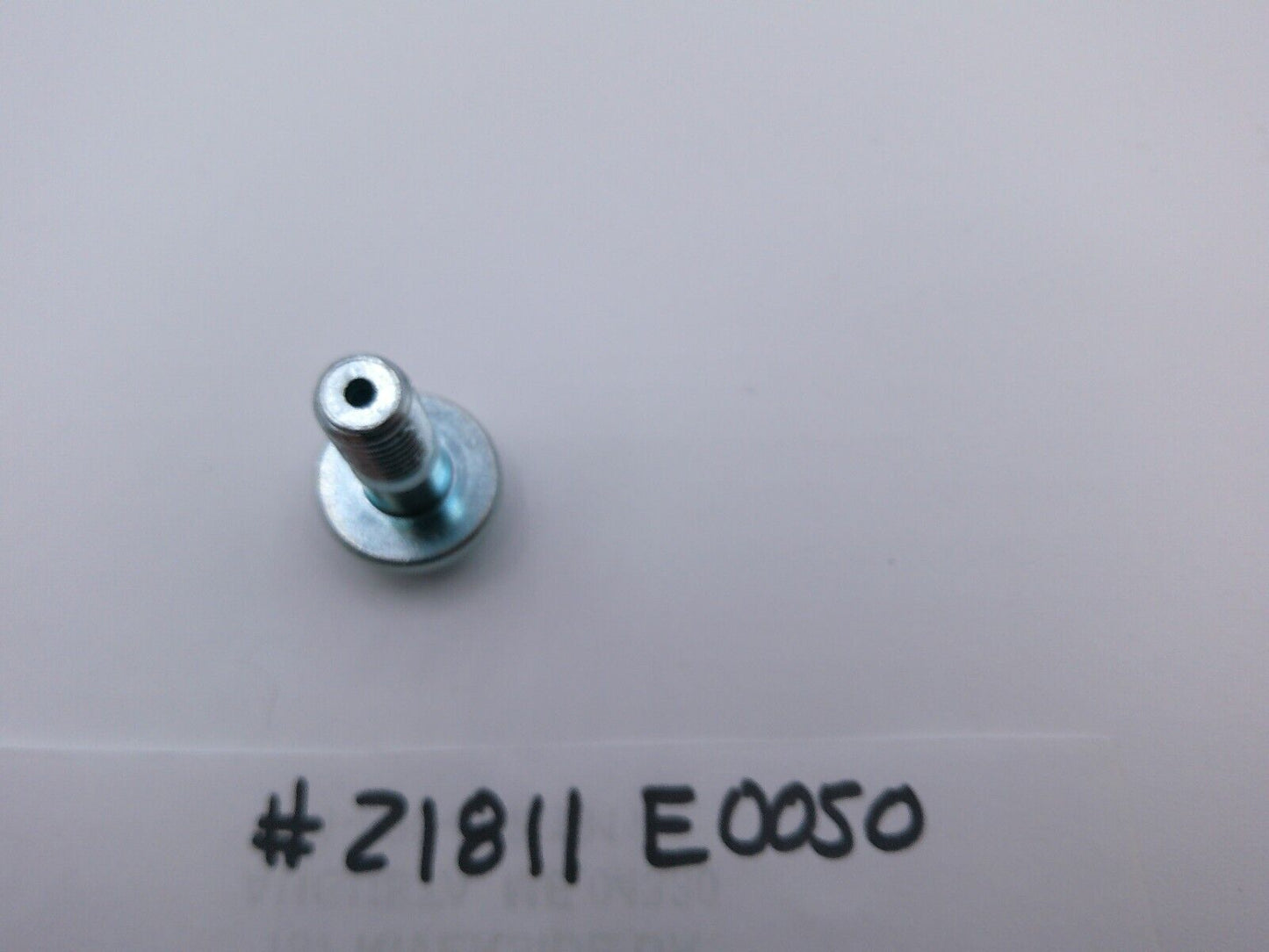 GENUINE OEM PART HINO 21811-E0050 BOLT UNION | OS1-05-D