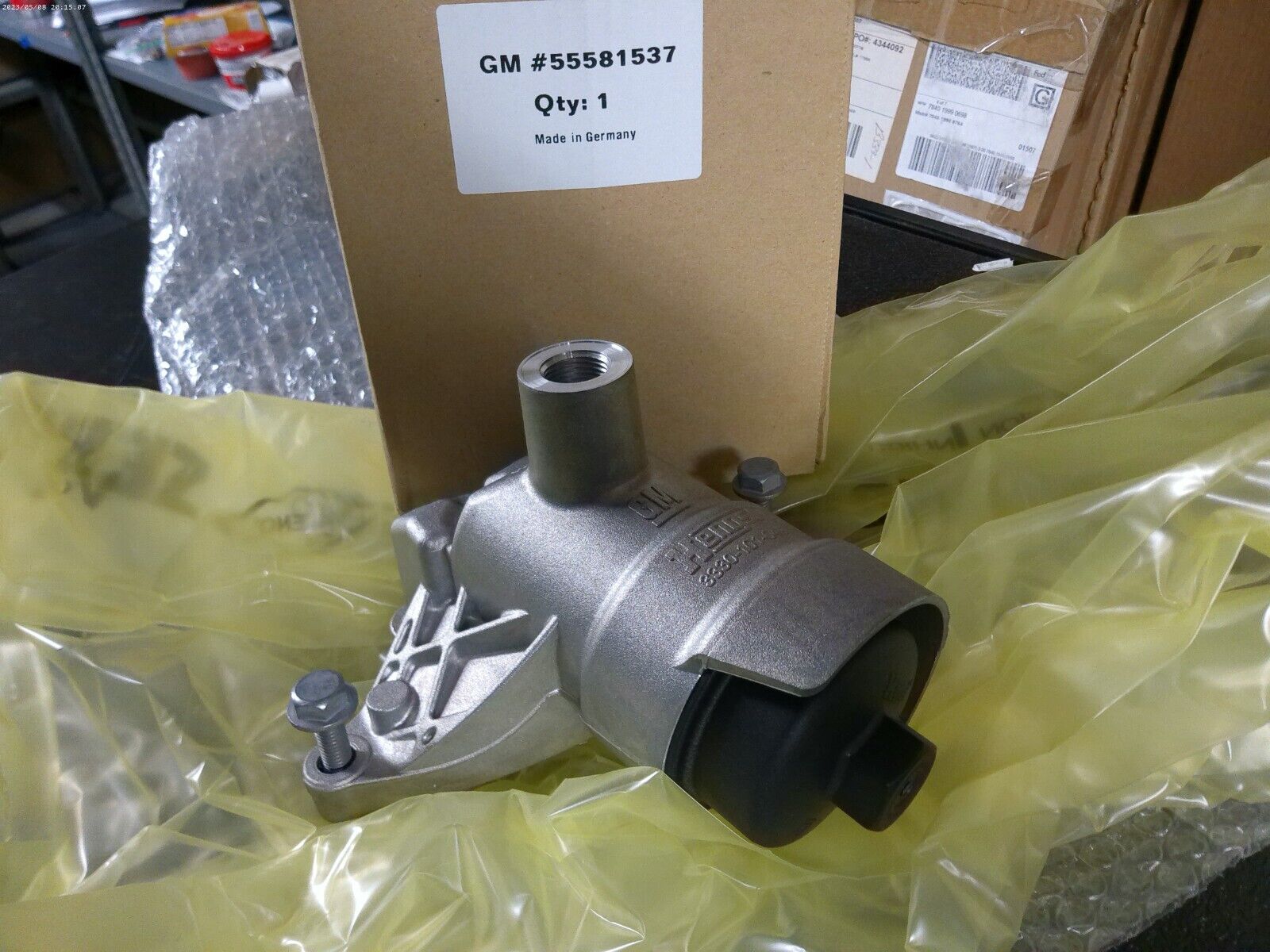 GM Chevrolet Oil Filter Housing Adapter 55581537 | CS13-D