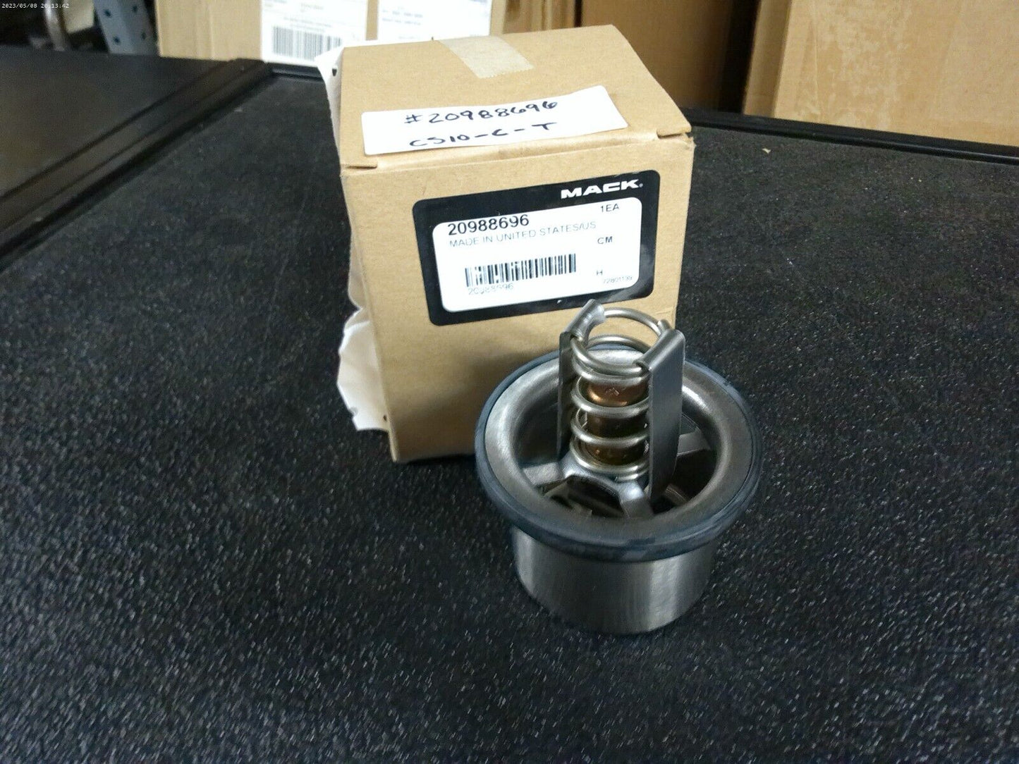 Genuine OEM MACK / VOLVO 20988696 Thermostat | CS10-C-T