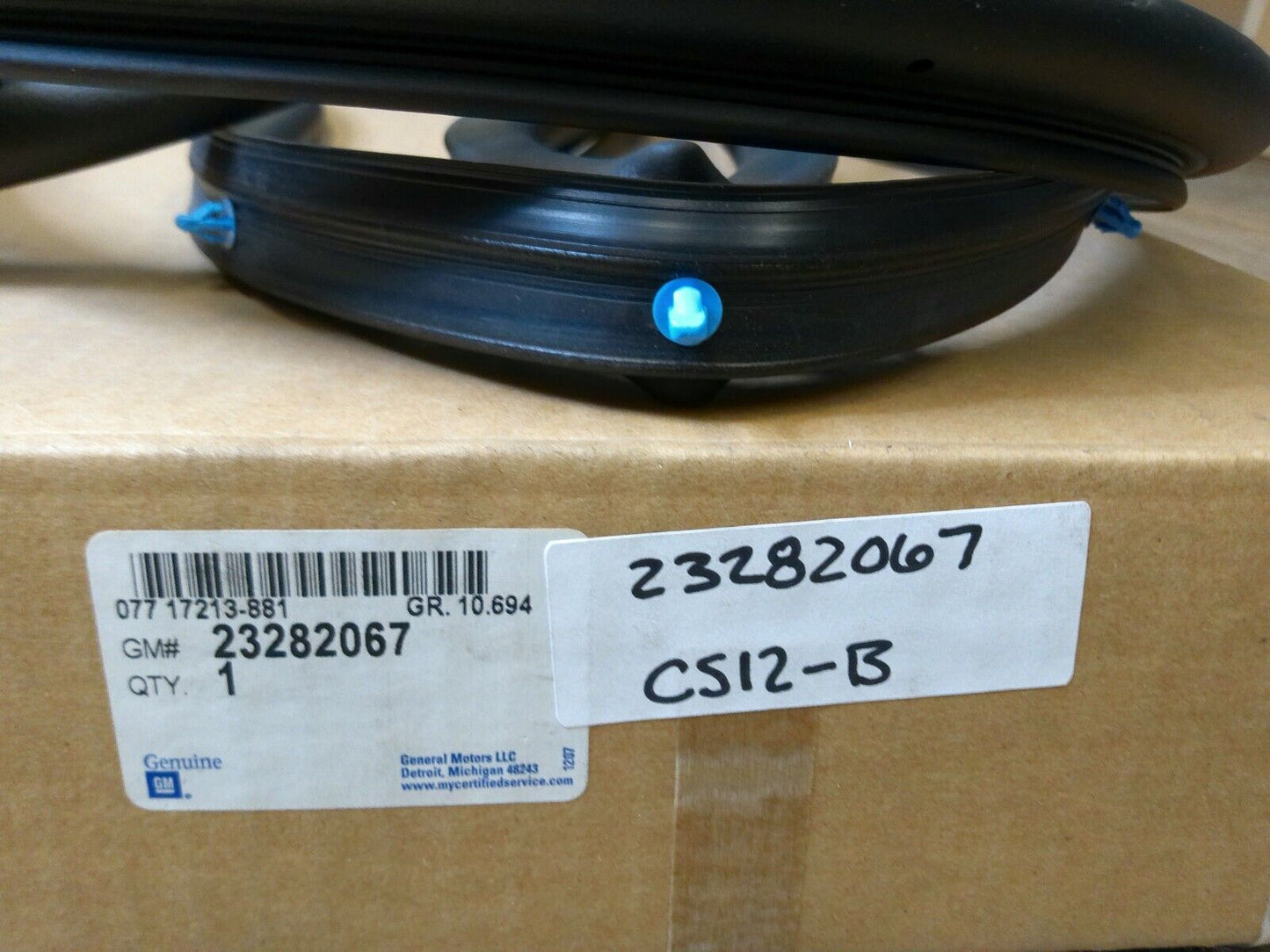 Genuine GM OEM Door Seal *NEW* 23282067 | CS12-B