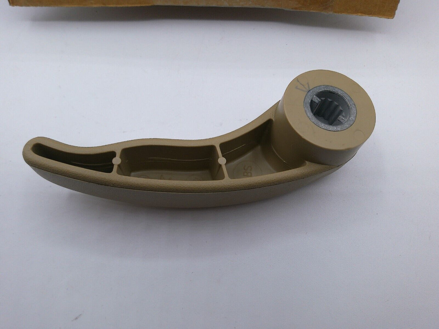 Genuine GM OEM Front Driver Seat Recliner Release Handle 19121897 | CS13-B-T-1