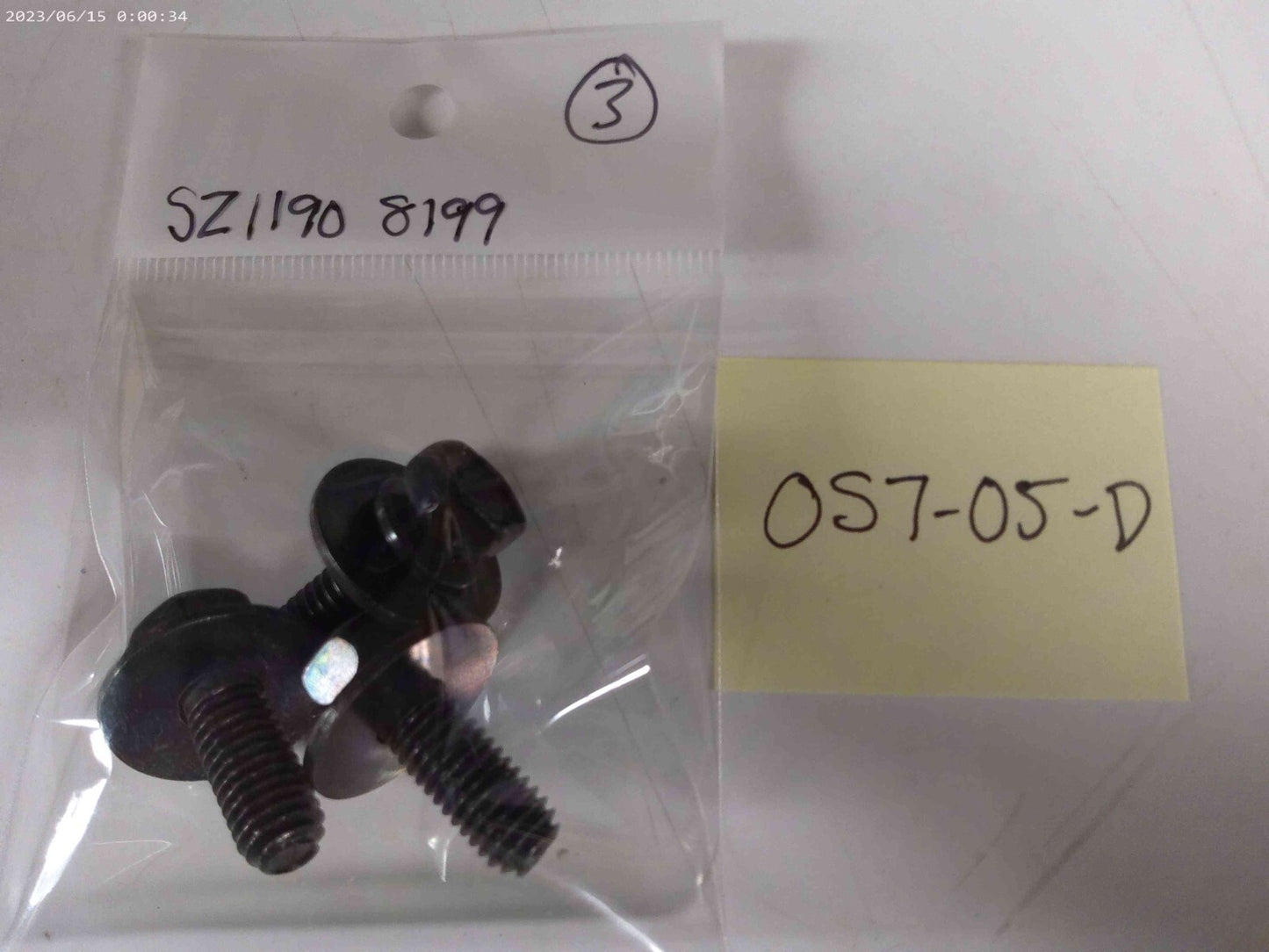 OEM Hino SZ11908199 Bolt SZ1190-8199 Lot of (3) | OS7-05-D