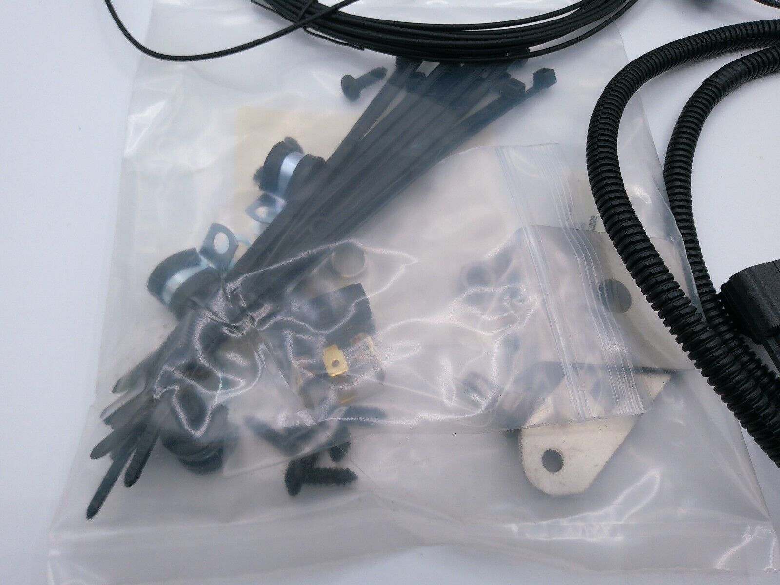 Genuine Fisher Poly-Caster In-Bed Spreader Work Light Kit 78198 | CS10C
