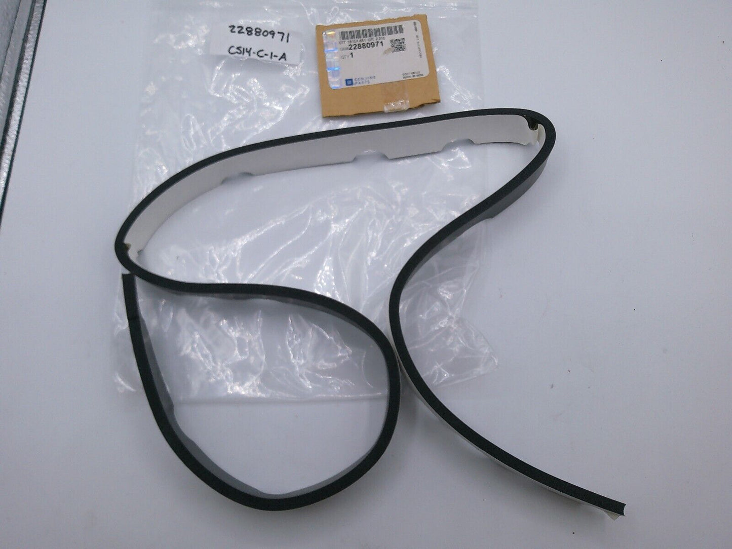 Genuine OEM GM 22880971 Seal, Battery Cover | CS14-C-1-A