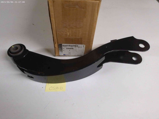 New Genuine OEM GM Rear Upper Control Arm - GM 22945699 | CS10-D