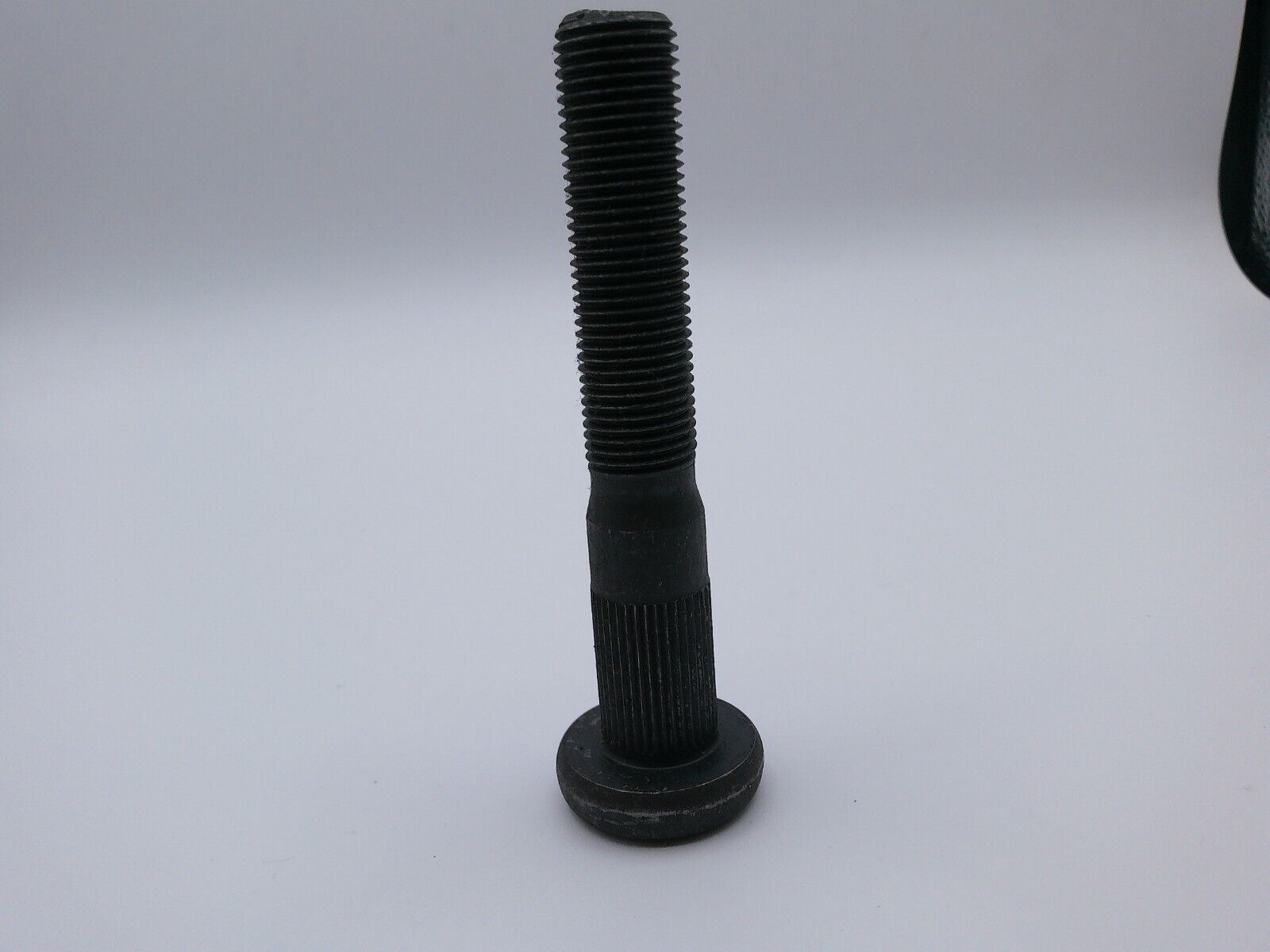 1PC WHEEL STUD Genuine OEM GM 355815 | OS4-14-C