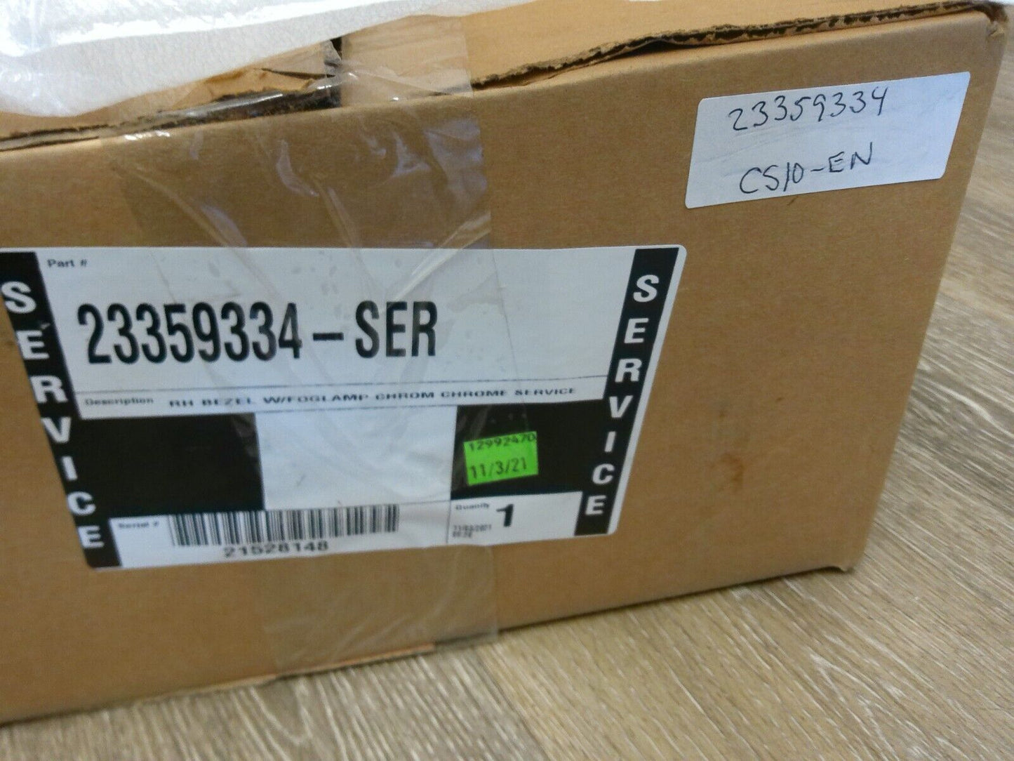 23359334 RH Bezel Volvo Mack Chrome | CS10-EN