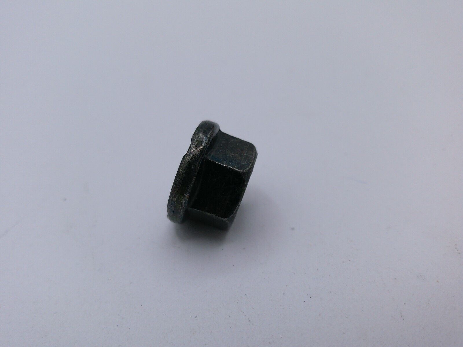 Geenuine OEM Hino SZ17809001 Flange Nut | OS4-18-E