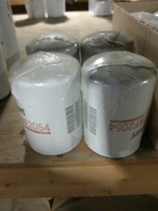 Lot of (4) FLEETGUARD WATER FILTER WF2054 | WD19-1