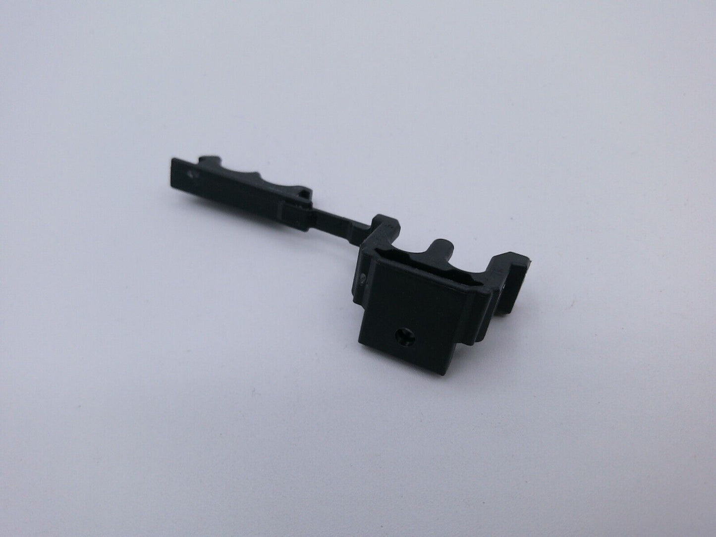 Genuine OEM GM Retainer Splg Wire 12132229 | OS2-11-A
