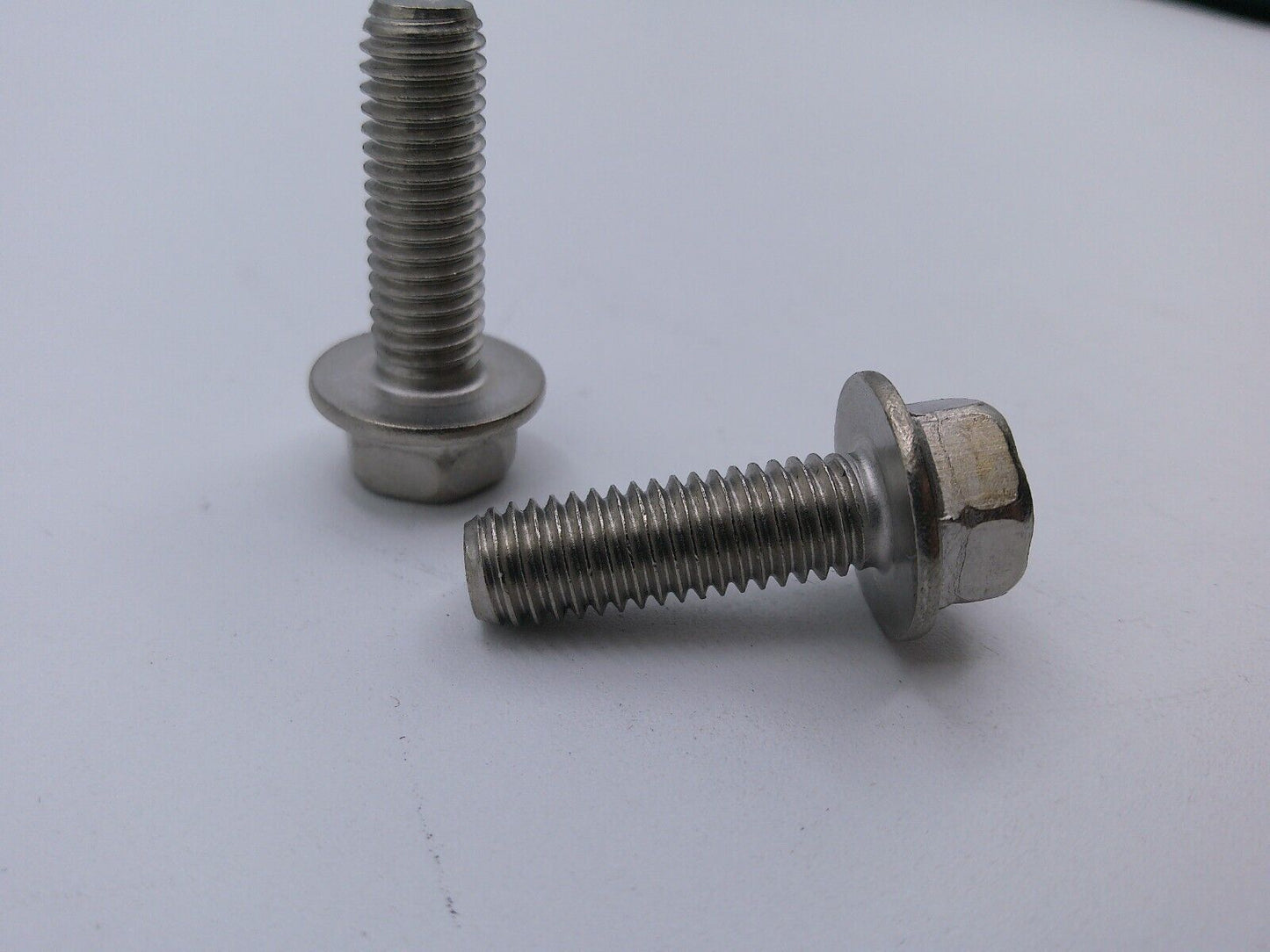 Lot of (2) OEM MACK Hex/Flange Screw Bolt 983585 | OS4-18-C