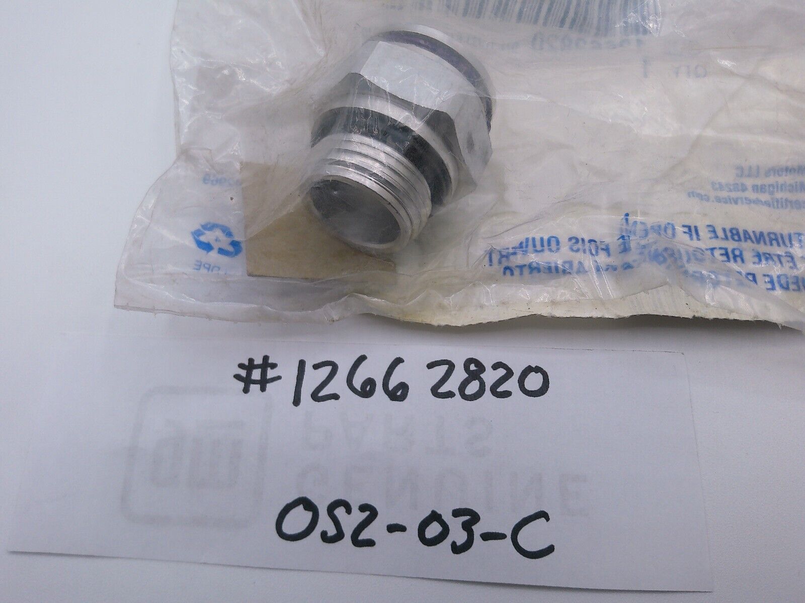 GM OEM ACDelco Engine Oil Cooler Line Connector 12662820 | OS2-03-C