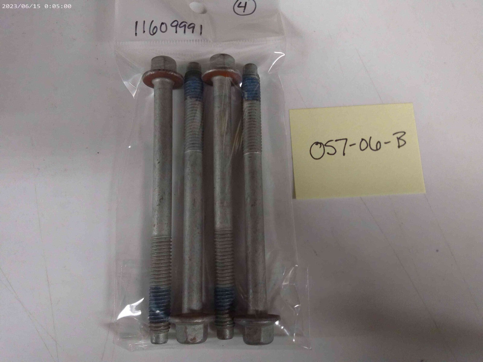 Genuine GM OEM 11609991 Lower Intake Manifold Bolts (4 pack) | OS7-06-B