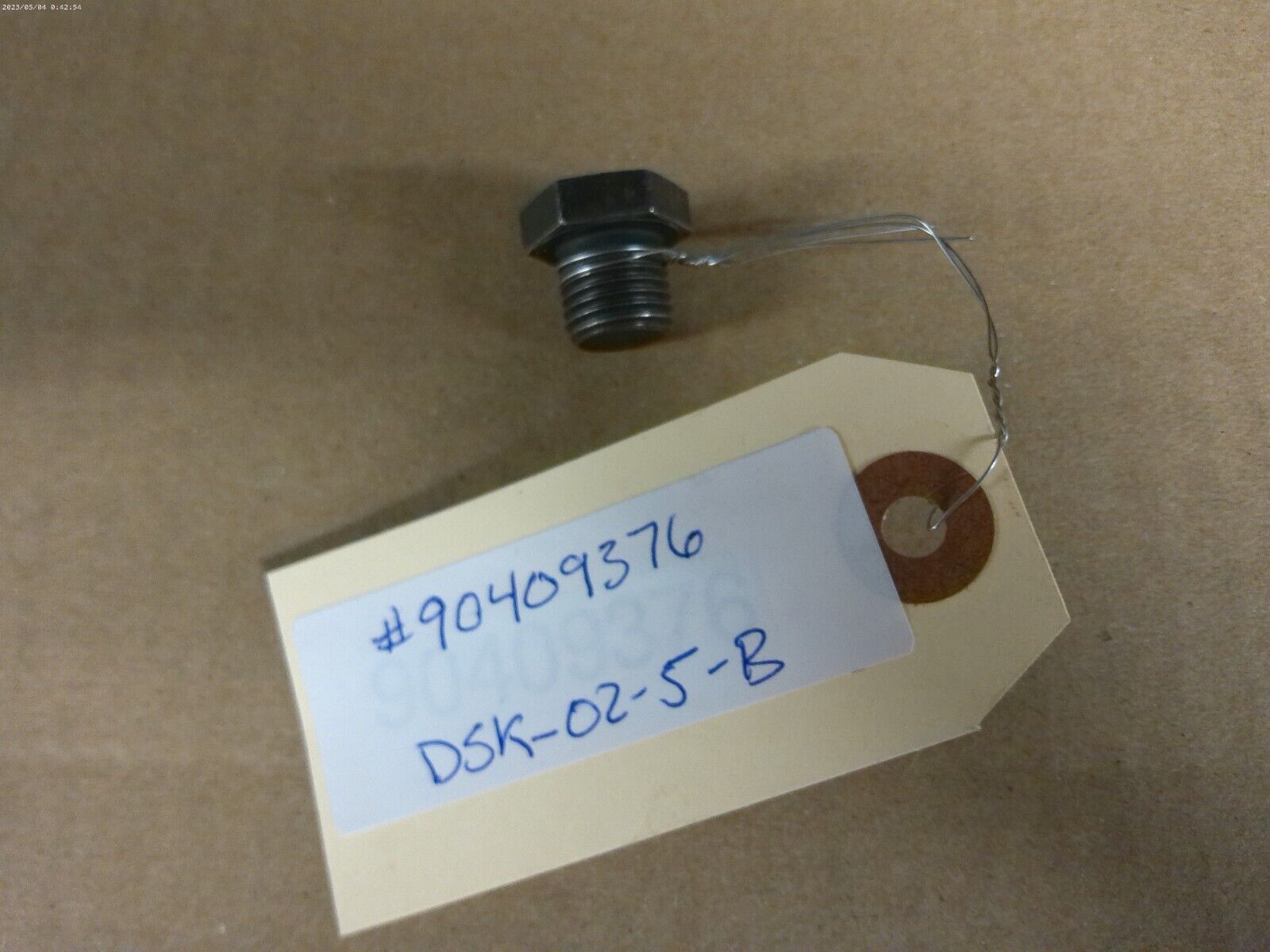 Genuine OEM GM Engine Oil Drain Plug 90409376 | DSK-02-5-B