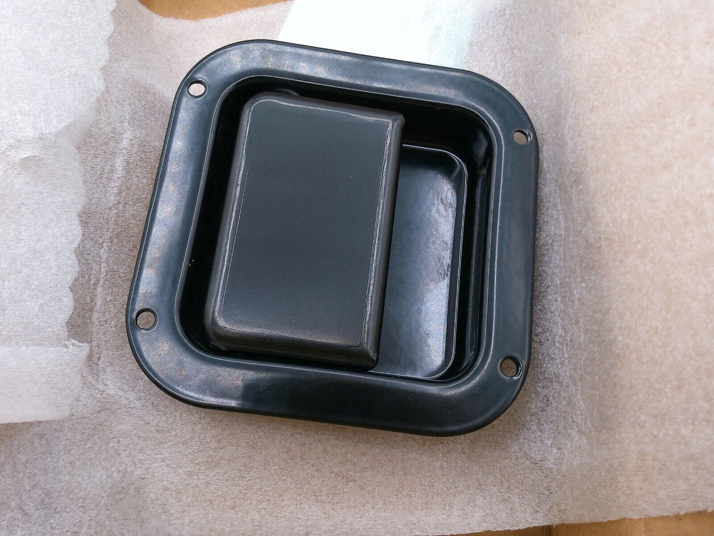 Mack 84148964 Door Handle Genuine OEM | CS12-C-T