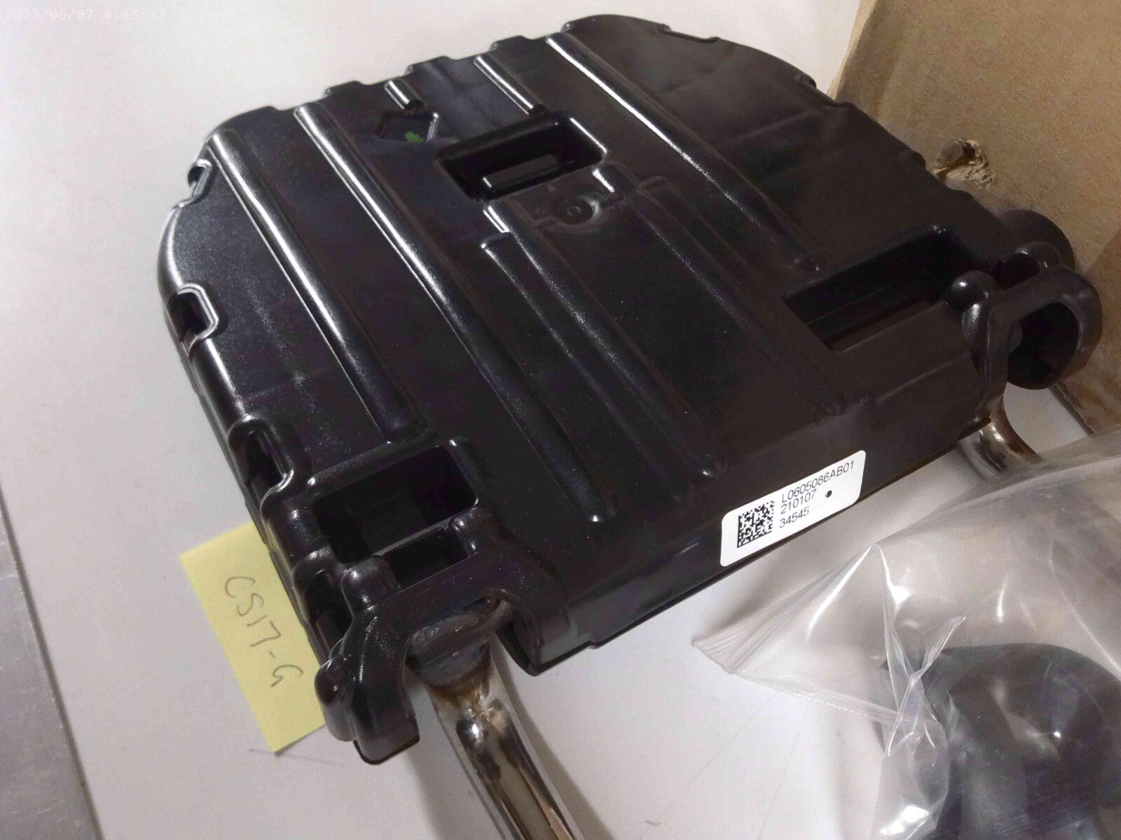 86778721 OEM Genuine GM  Seat Restraint Kit Passenger Side | CS17-G