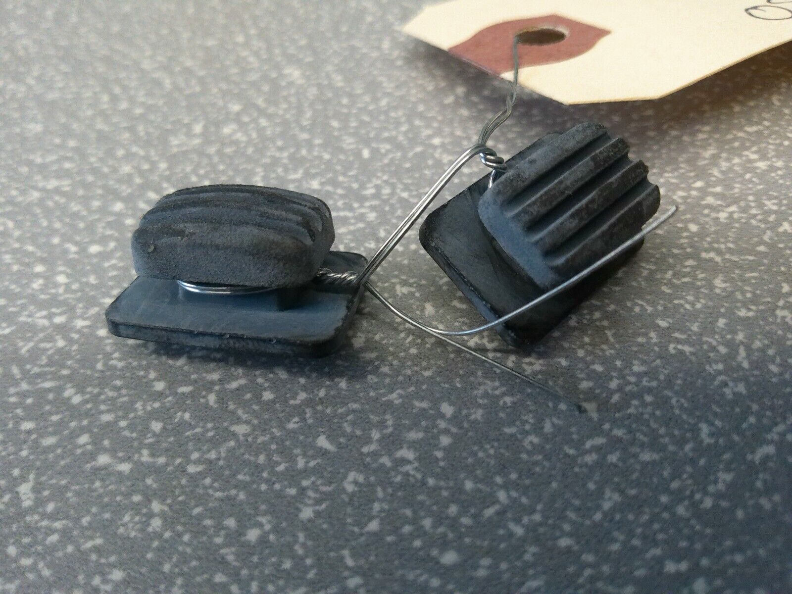 Genuine OEM Volkswagen Seal / Rubber Plug 7B0-819-669 - Lot of (2) | OS3-05-D