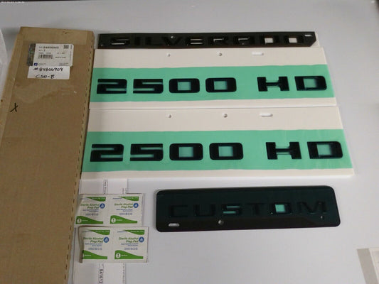2020-2023 Chevy Silverado 2500 HD Black CUSTOM Emblems Kit 84806909 | CS10-B