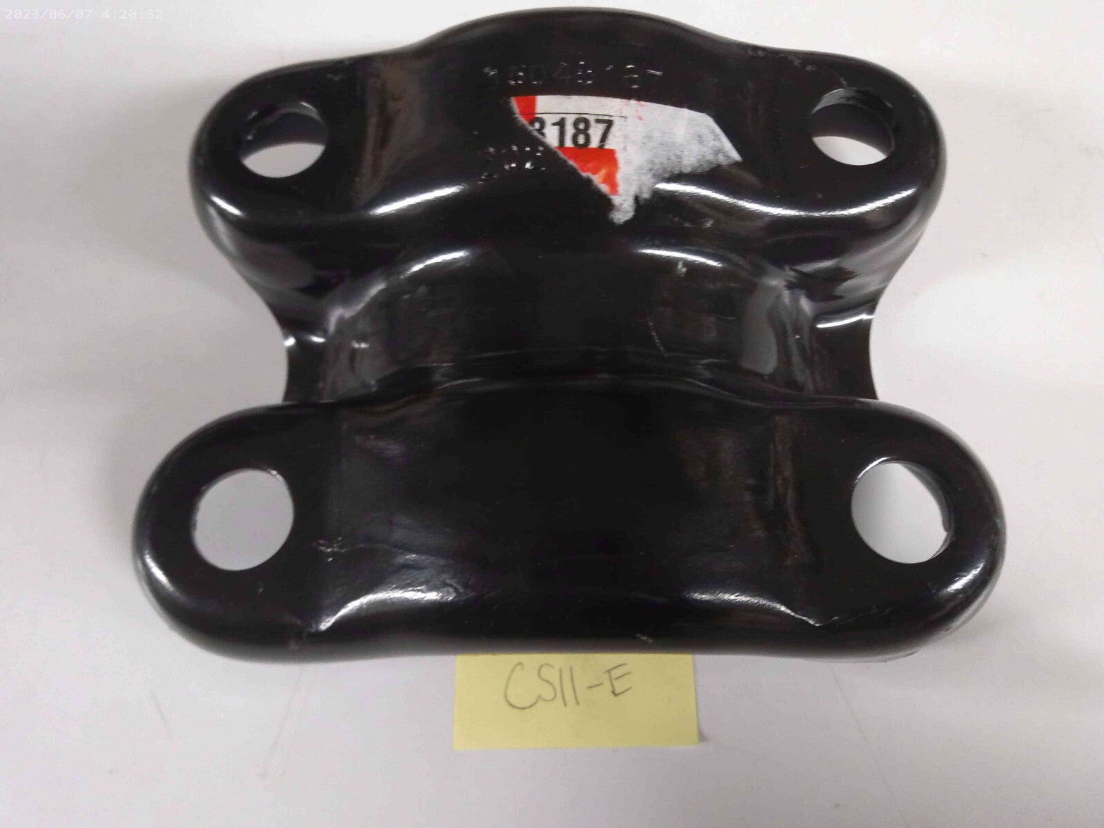 Genuine OEM GM U-Bolt Bottom Plate 15048187 | CS11-E