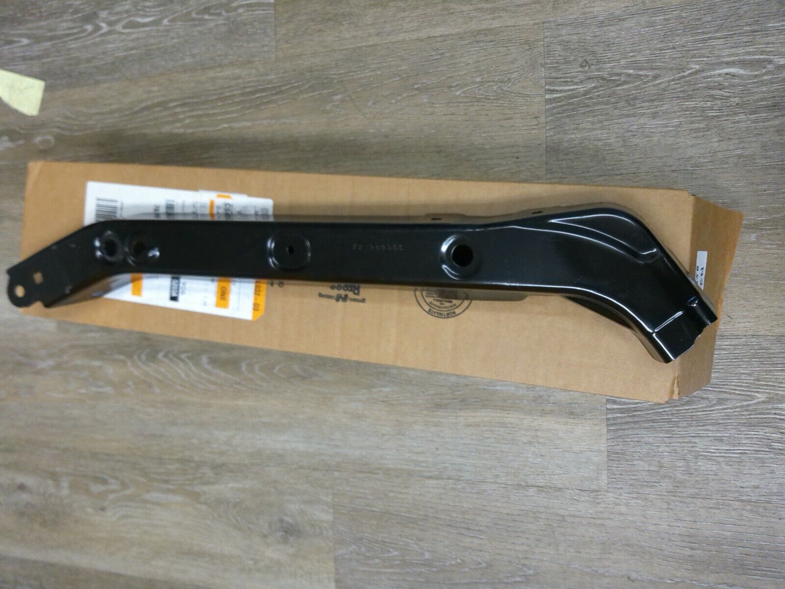 Genuine General Motors OEM Extension 22959558 | CS10-EN