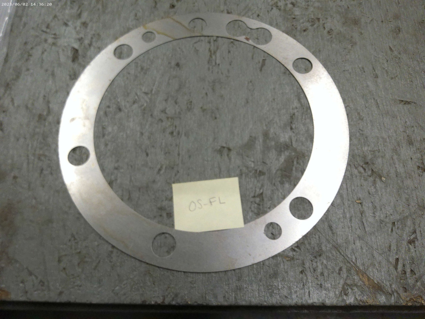 NOS OEM Volvo 21166926 Shim | OS-FL