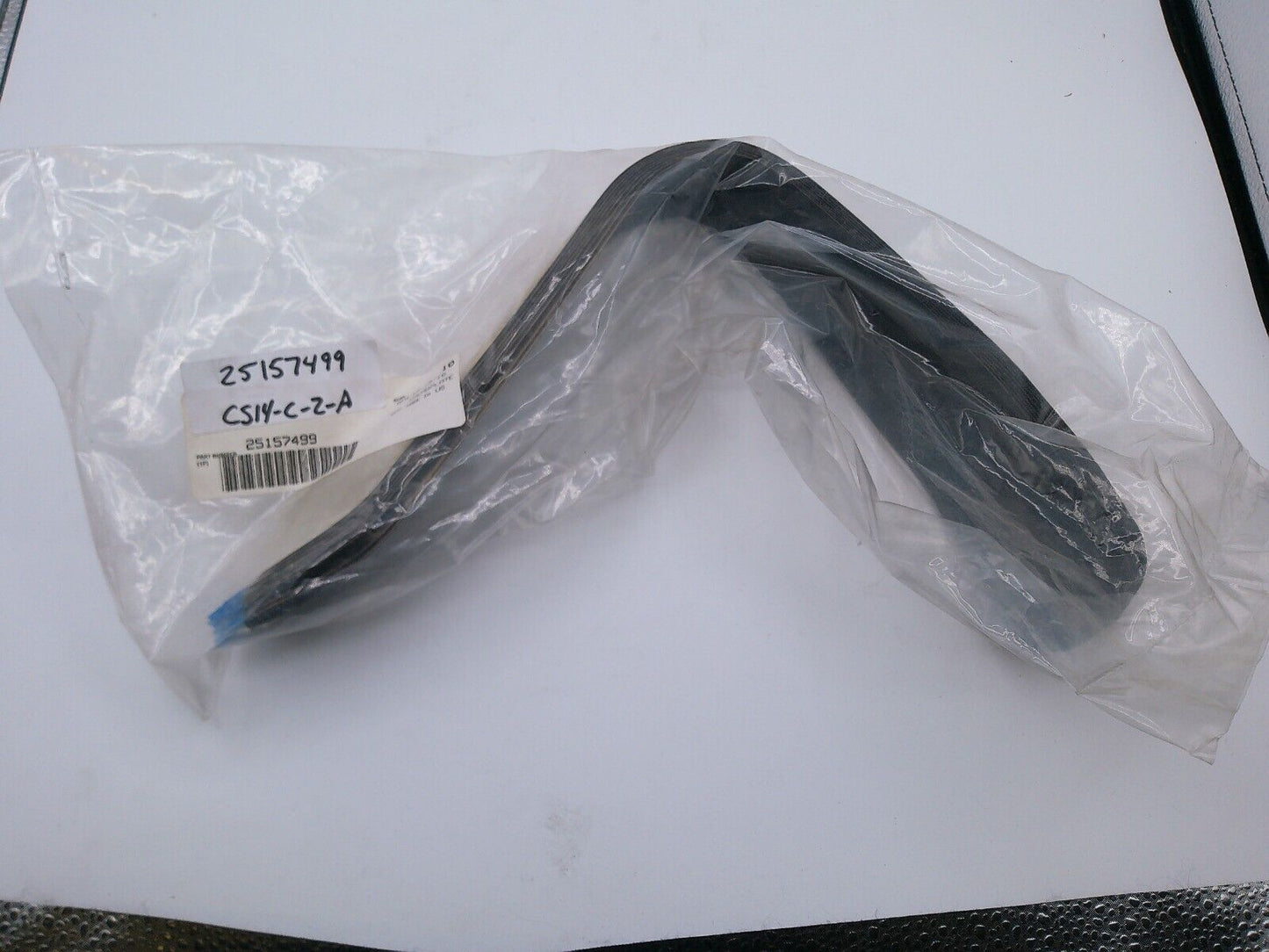 3M OEM Mack Treadplate Lot Of 9pcs Part #25157499 | CS14-C-2-A
