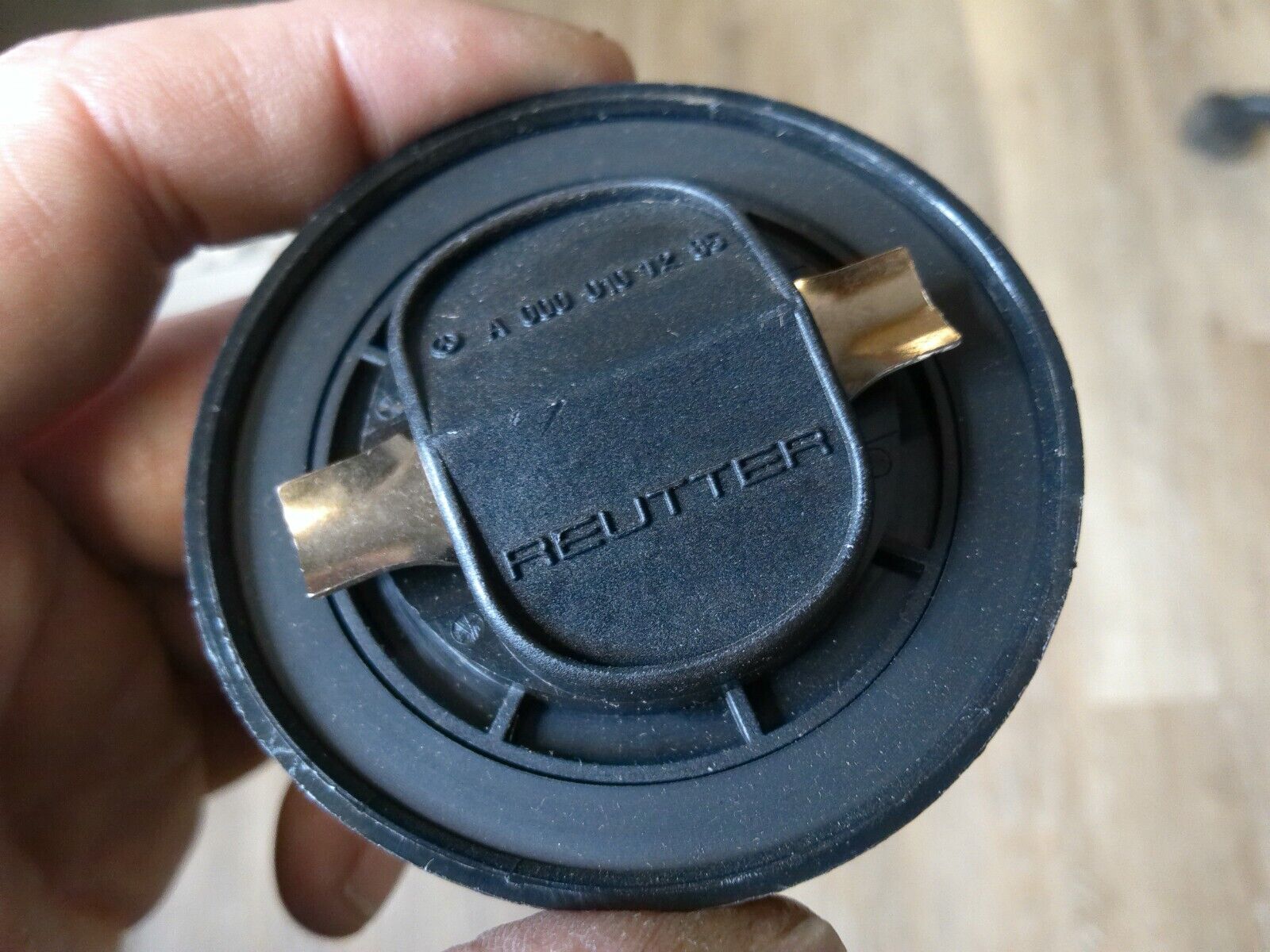 Reutter 1700-8532-000 Tube Oil Filler Head Cap | OS1-09-D
