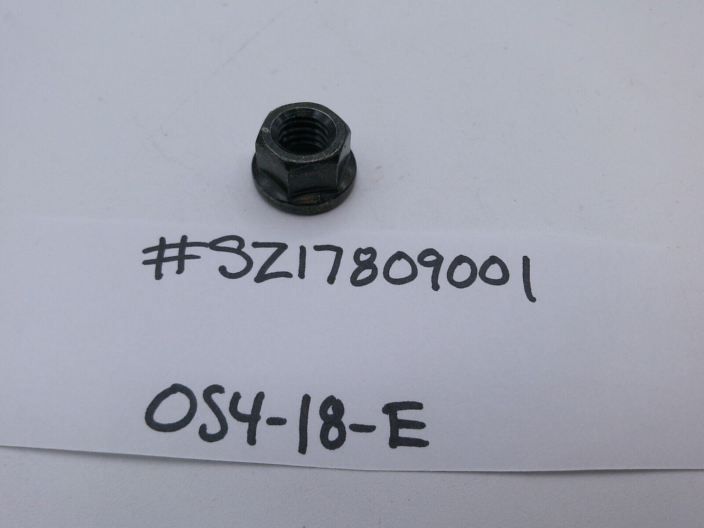 Geenuine OEM Hino SZ17809001 Flange Nut | OS4-18-E