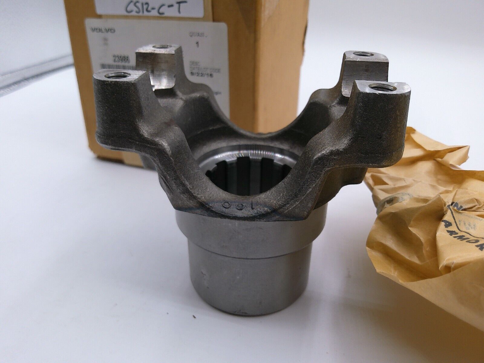 DANA / Volvo 3-4-8511-1 Drive Shaft End Yoke | CS12-C-T