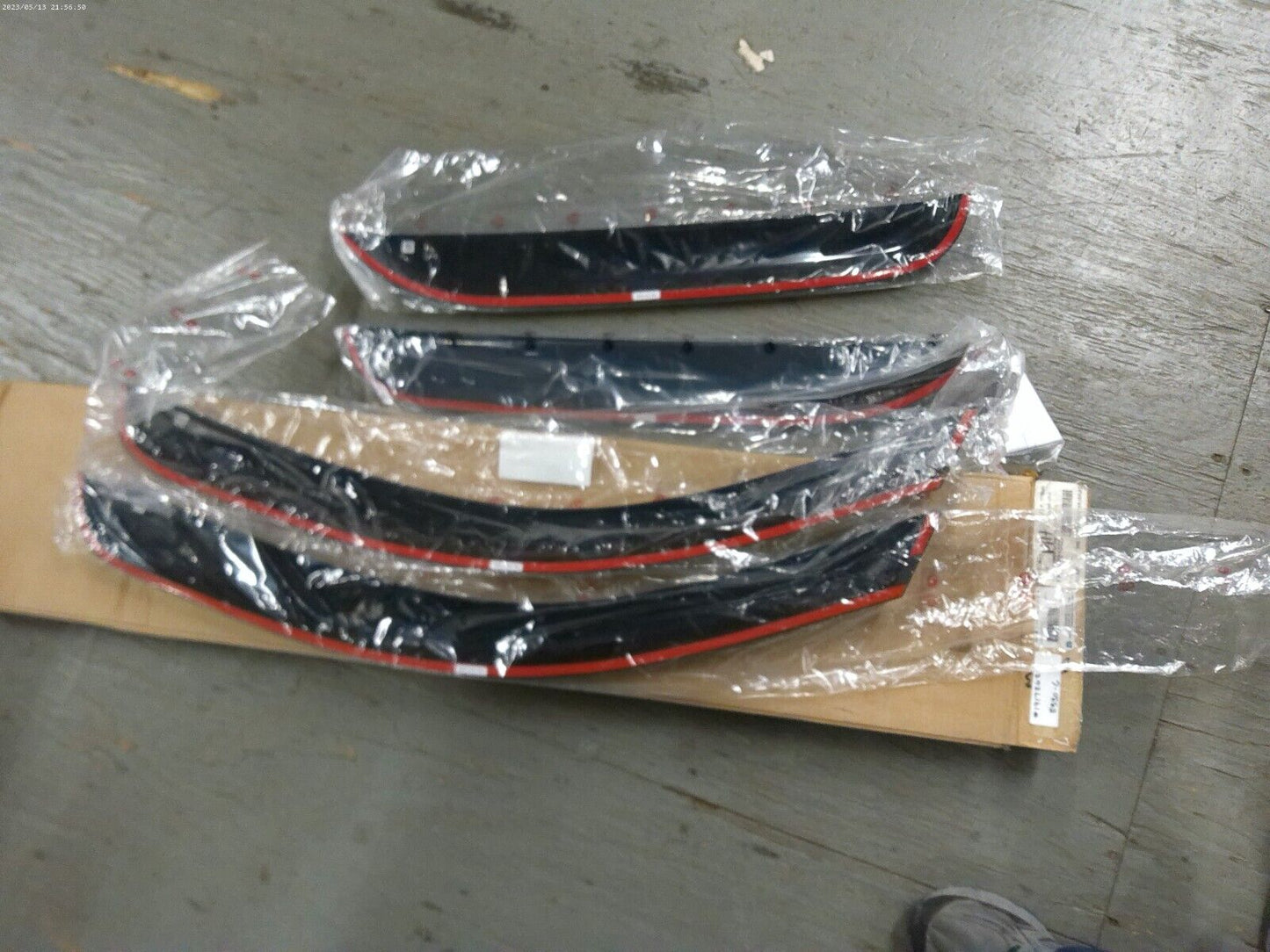 GM Front & Rear Side Door Window Black Weather Deflector Set 19172621 | B330-6