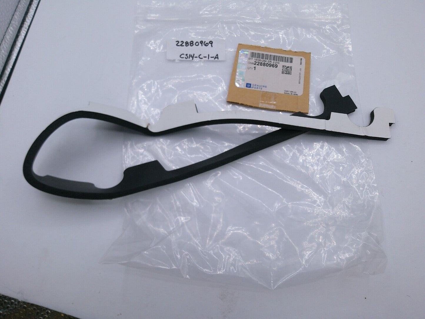 Genuine OEM GM 22880969 Seal, Battery Cover | CS14-C-1-A