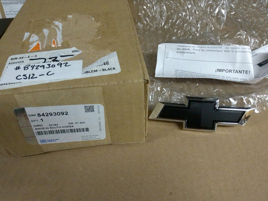 OEM 1500 2500 3500 HD Small Black Grille Bowtie Emblem 84293092 | CS12-C
