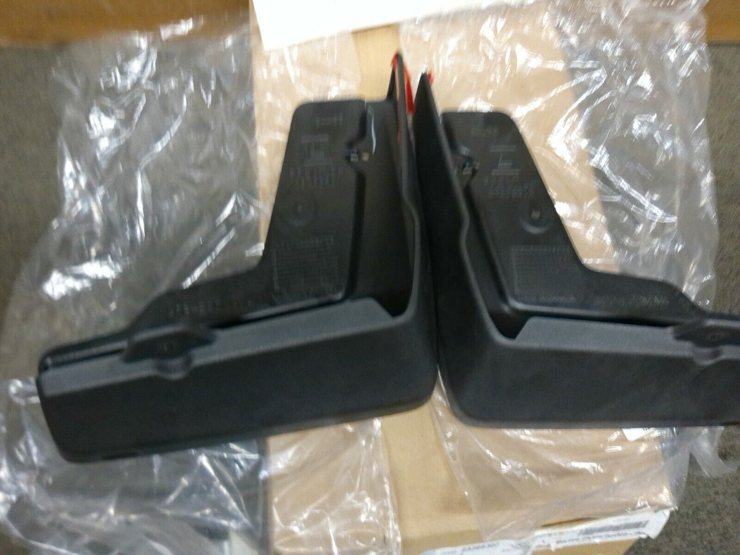 OEM GM 2017-2024 Cadillac XT5 Front Molded Splash Guards 23266303 | CS10B